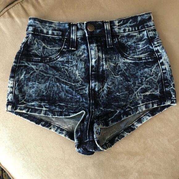 Hidden Jeans Shorts Small NWOT - Picture 1 of 3